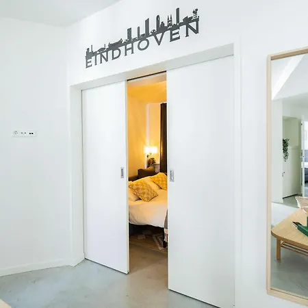 Urban Luxe 70 M2 Two-bedroom Gb-62 *