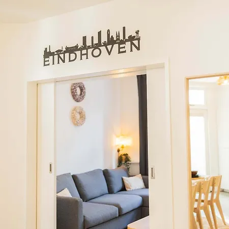 Urban Luxe 70 M2 Two-bedroom Gb-62 *