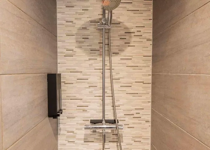 Apartmán Urban Luxe 70 M2 Two-bedroom Gb-62