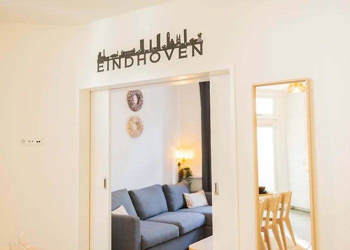 Urban Luxe 70 M2 Two-bedroom Gb-62 *