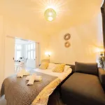 Urban Luxe 70 M2 Two-bedroom Gb-62 아파트 에인트호번