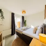 아파트 Urban Luxe 70 M2 Two-bedroom Gb-62 *