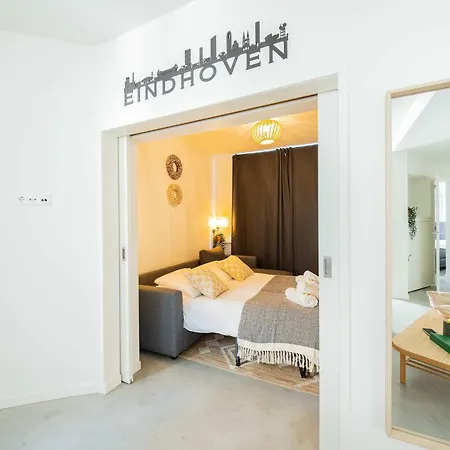 Urban Luxe 70 M2 Two-bedroom Gb-62 *