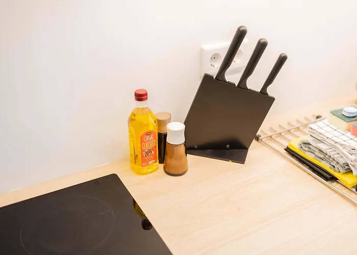 Апартаменты Urban Luxe 70 M2 Two-bedroom Gb-62