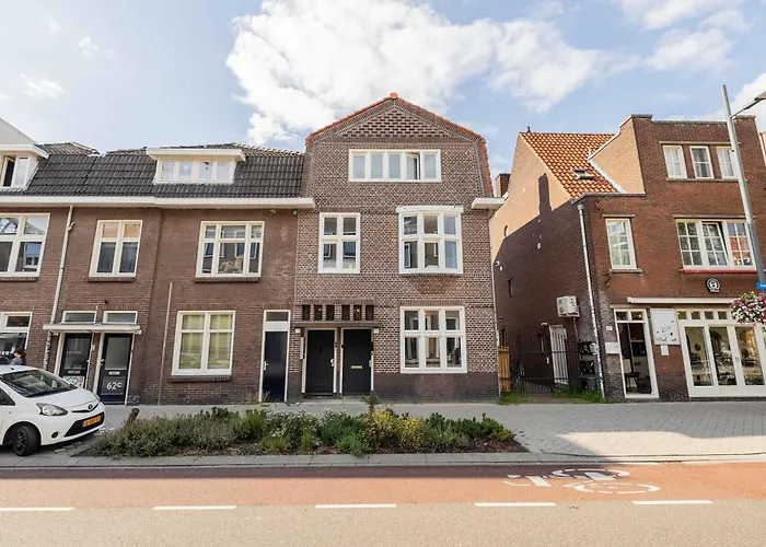 Urban Luxe 70 M2 Two-bedroom Gb-62 *