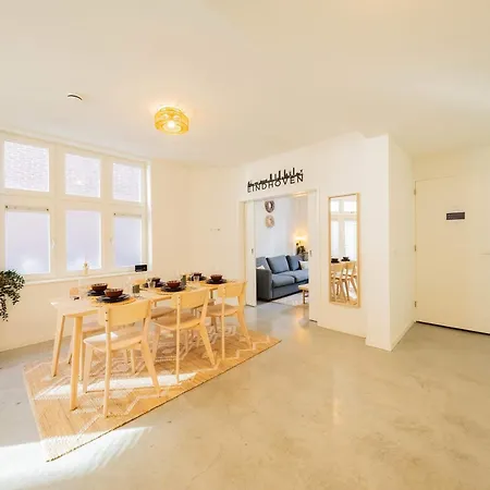 Urban Luxe 70 M2 Two-bedroom Gb-62 *